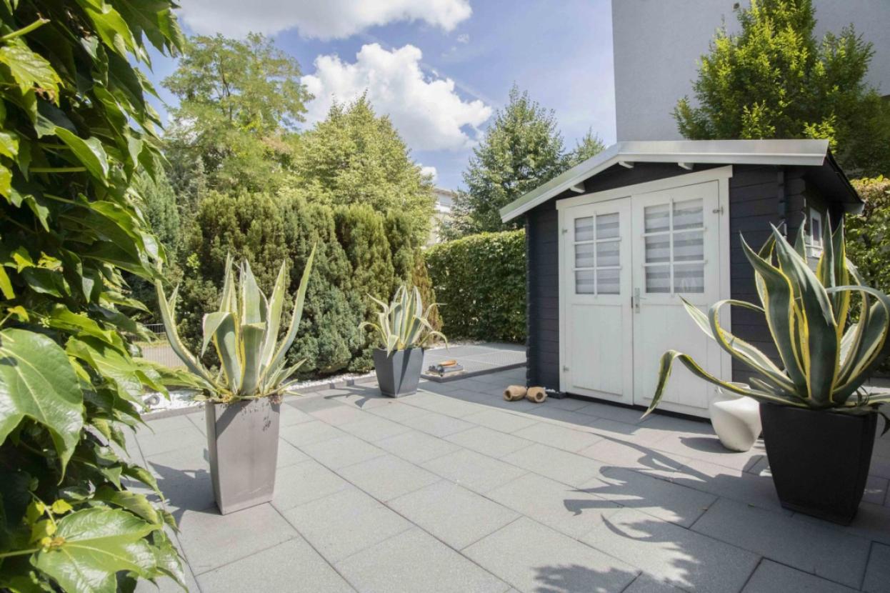 Terrasse hinten