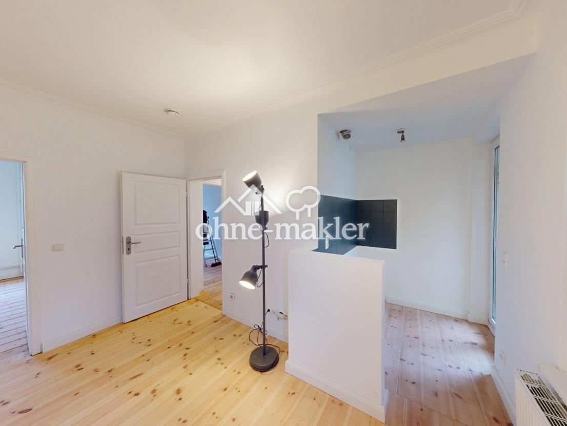Wohnzimmer / Offene Küche