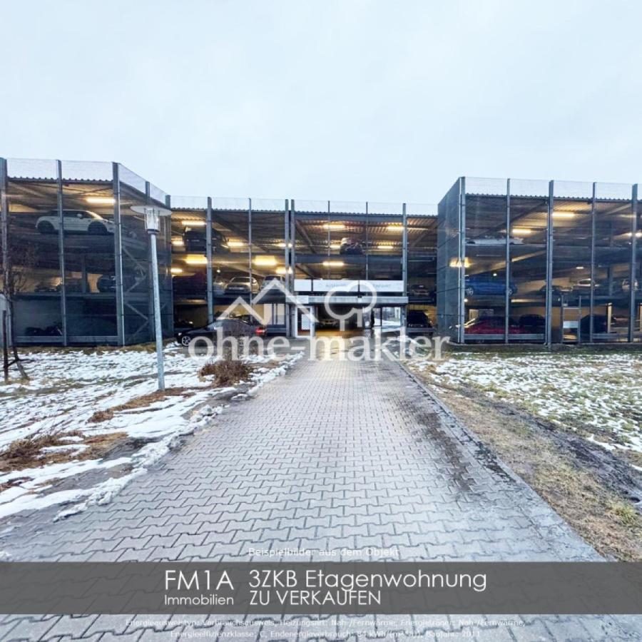 Einfahrt Hochgarage