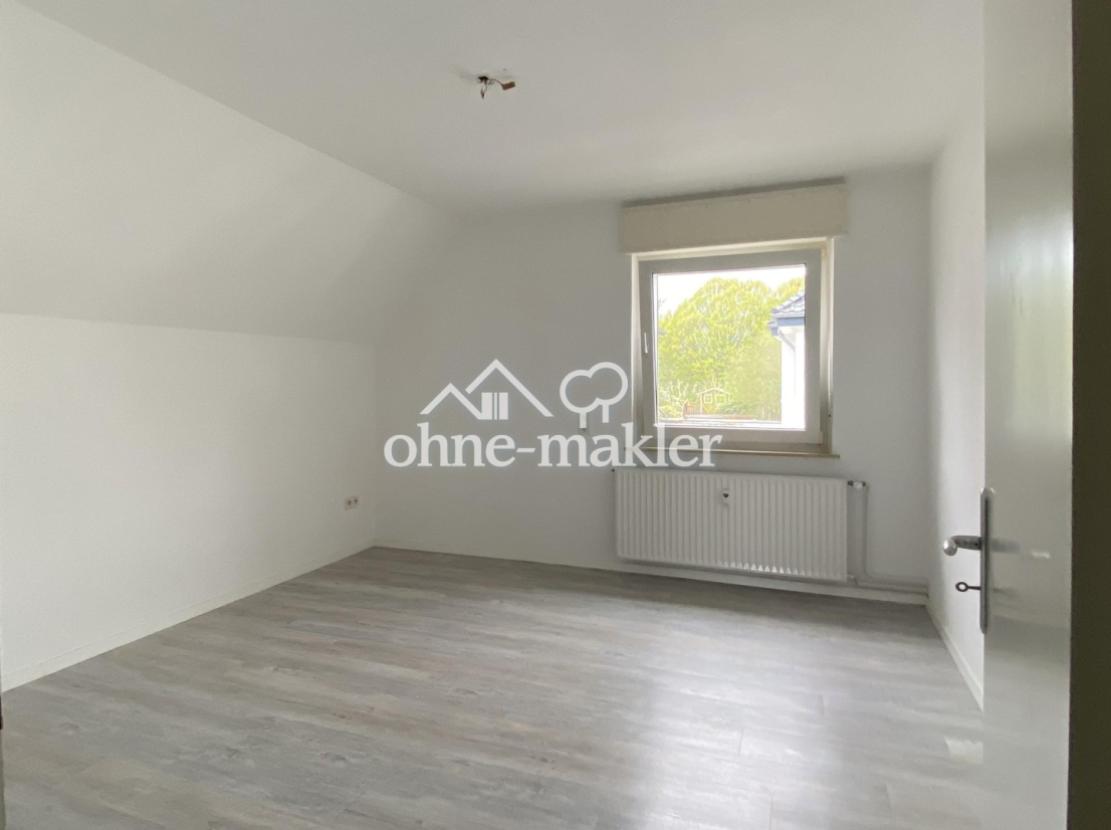 Raum 2, OG
