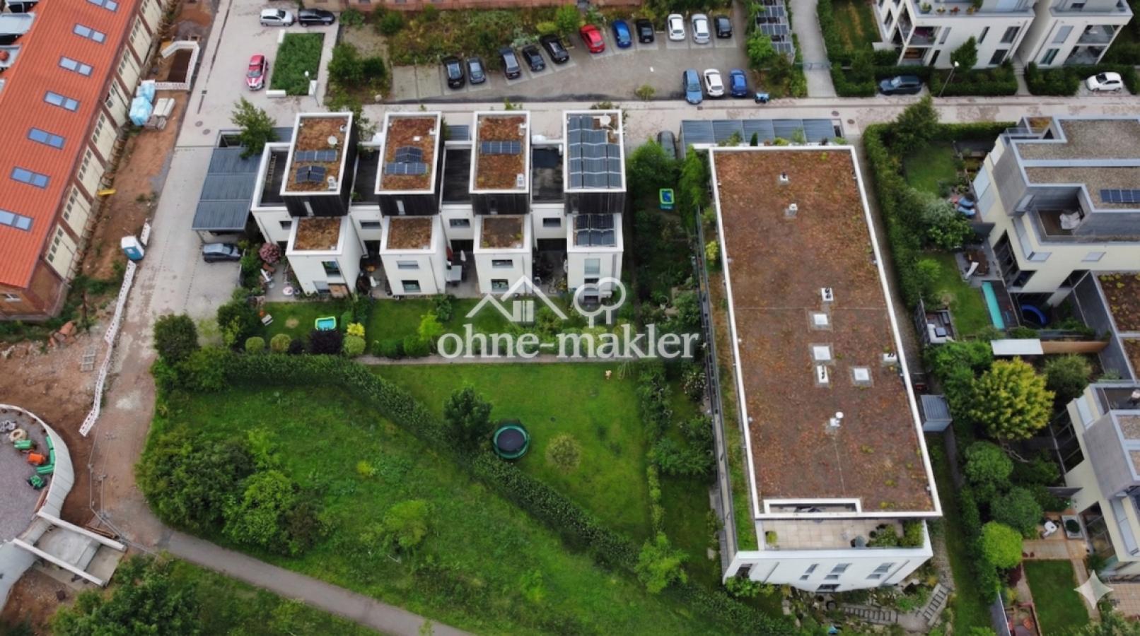 Gesamtgrundstück von oben