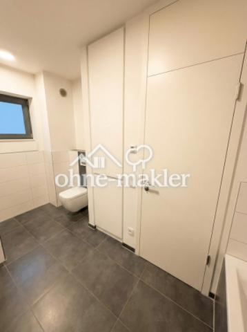 DG Bad Einbauschrank und WC