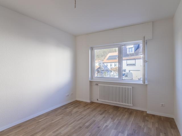 08 Zi 1 Fensterseite