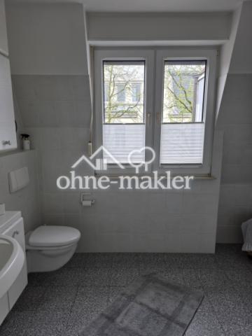 3. OG_Bad mit Dusche (3)