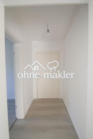 Eingangstür Flur 1