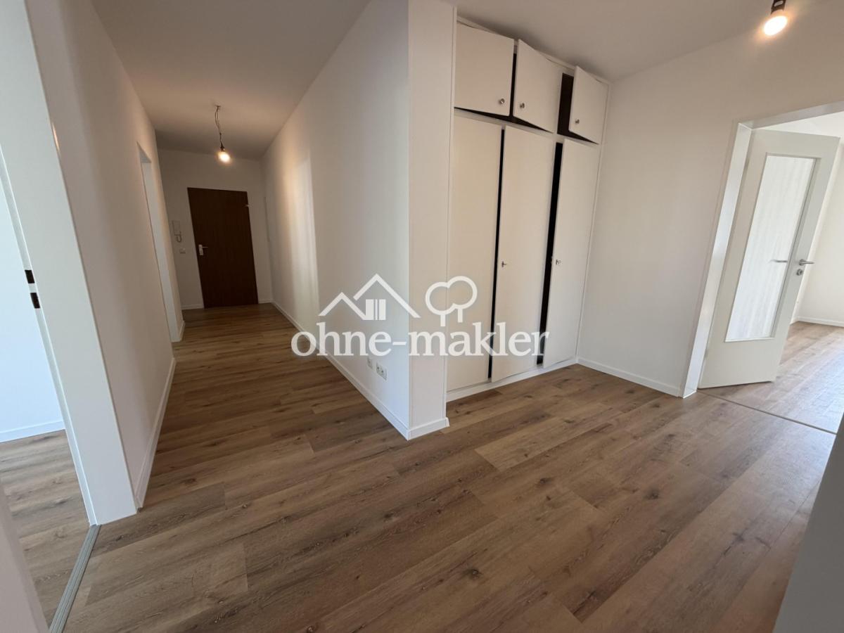 Flur mit Einbauschrank