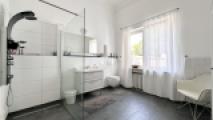 Badezimmer EG