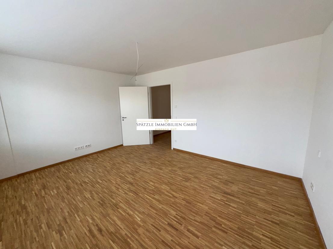 Schlafzimmer 1.2 oder Wohnzimmer 1.3