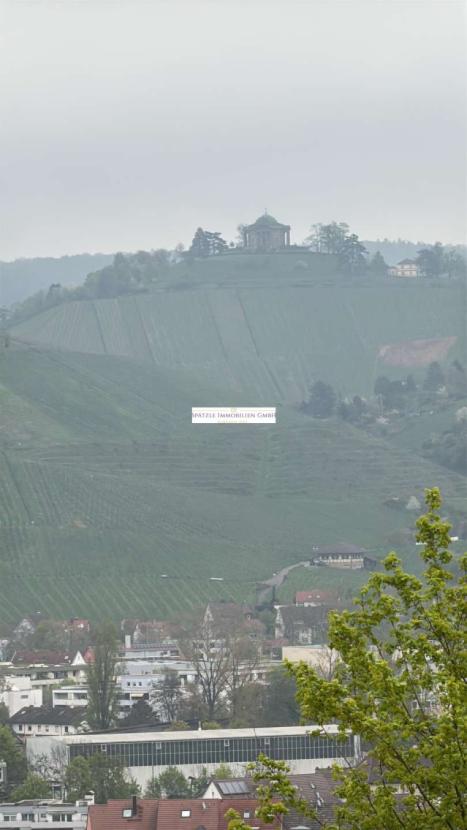 Aussicht auf die Grabkapellle auf dem Würrtemberg