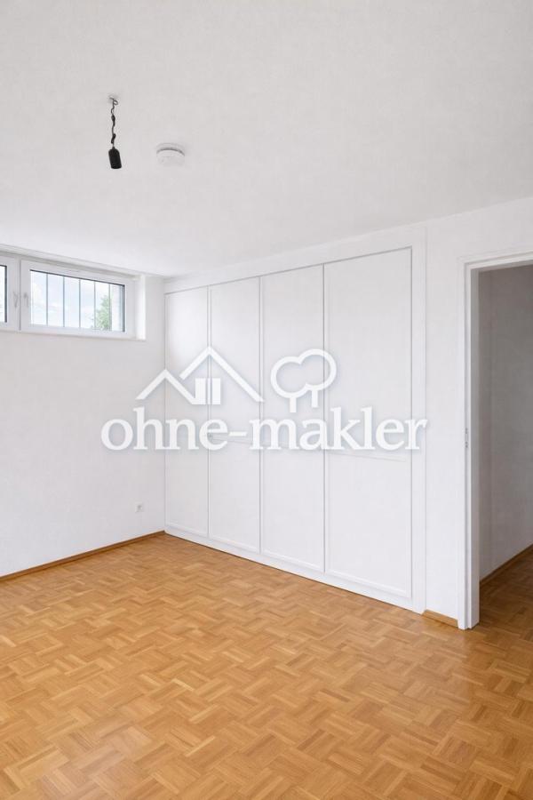 Einbauschrank, viel Tageslicht