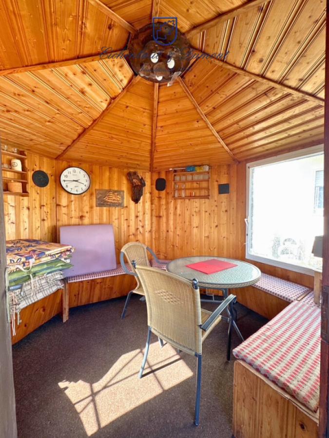 Hütte Innen