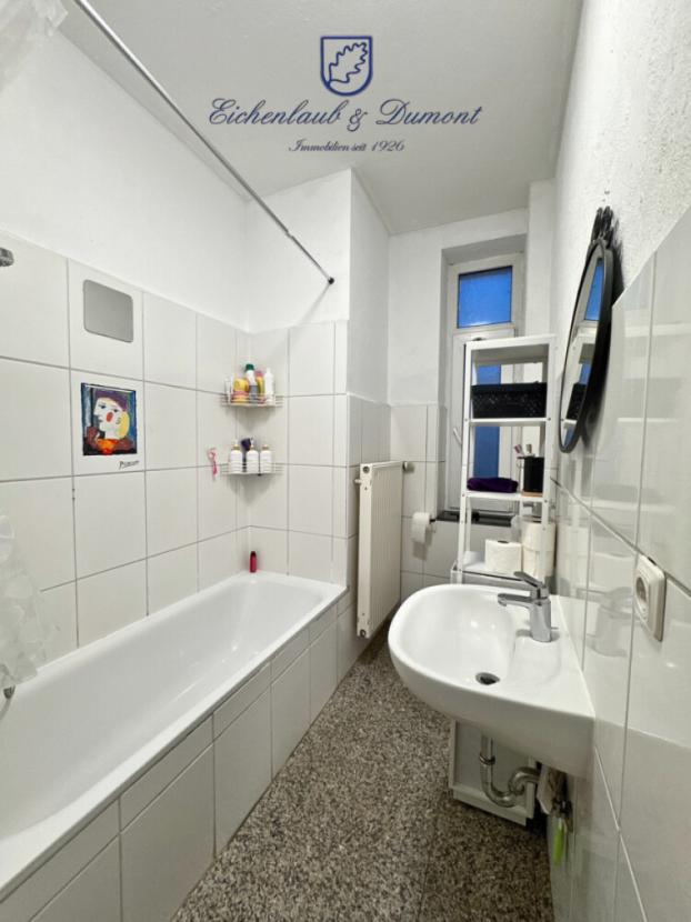 Bad mit Wanne
