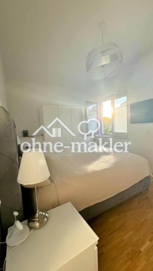 Schlafzimmer, Bild 1