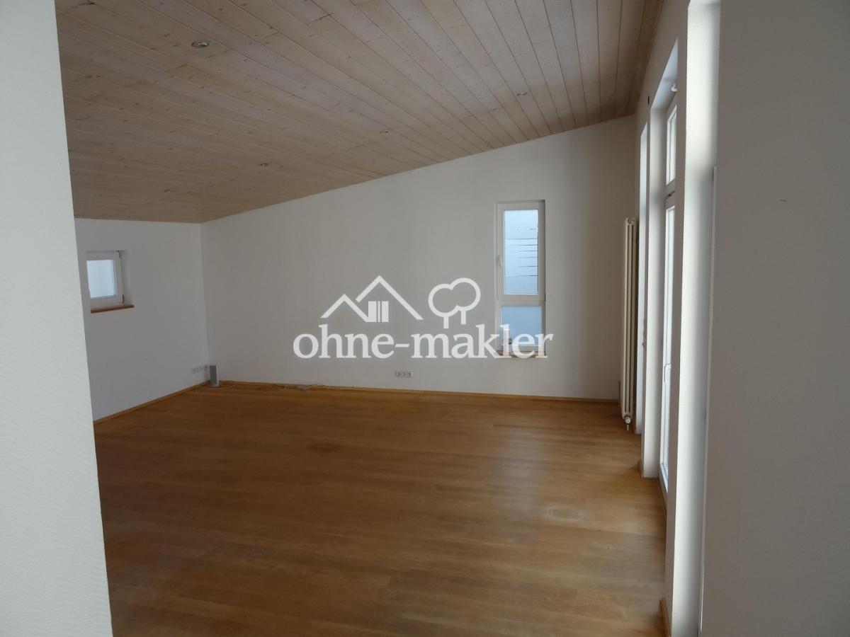 Blick ins Wohnzimmer