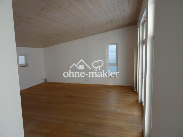 Blick ins Wohnzimmer