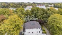 Haus und Schloss