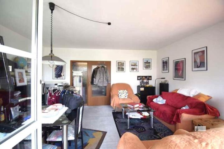 8. Blick ins Wohnzimmer