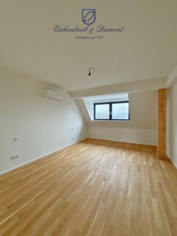 Schlafzimmer DG