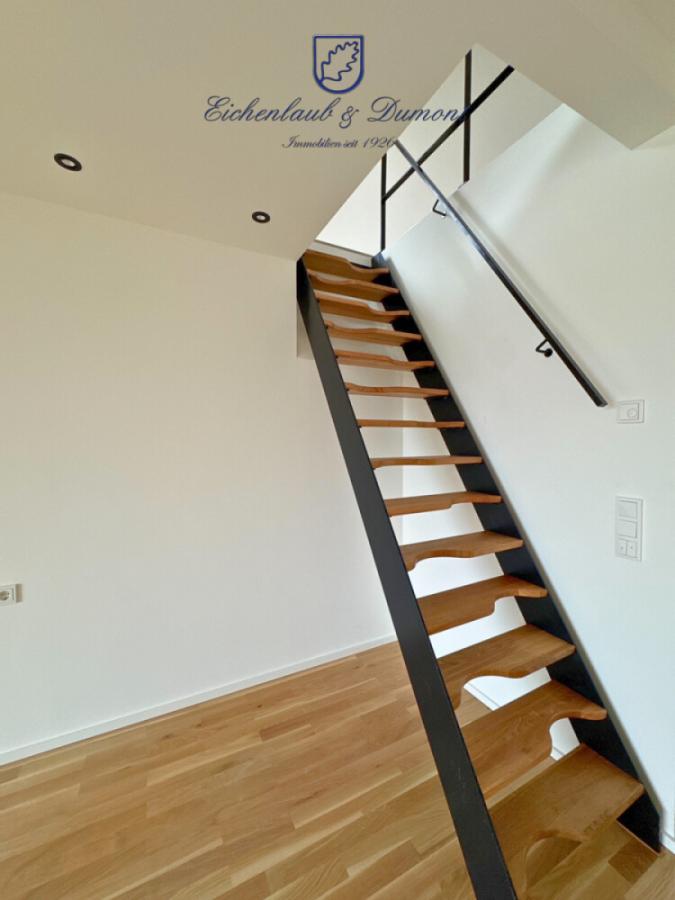 Treppe zum Hobbyraum DG
