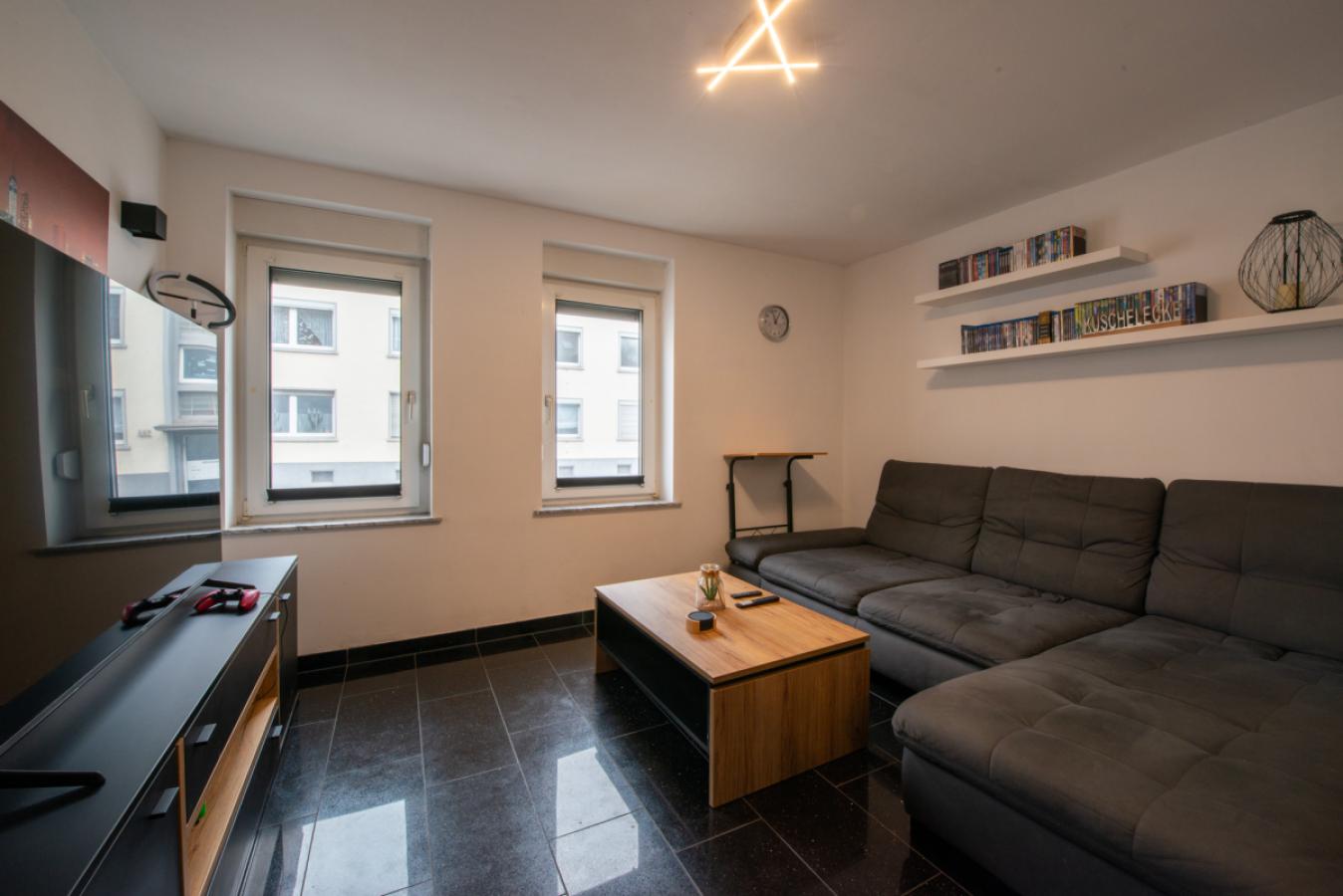 Wohnzimmer (EG)