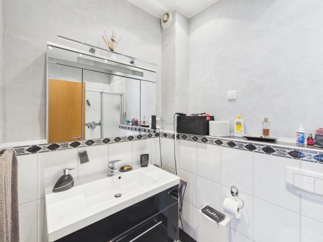 Badezimmer- Weyel Immobilien