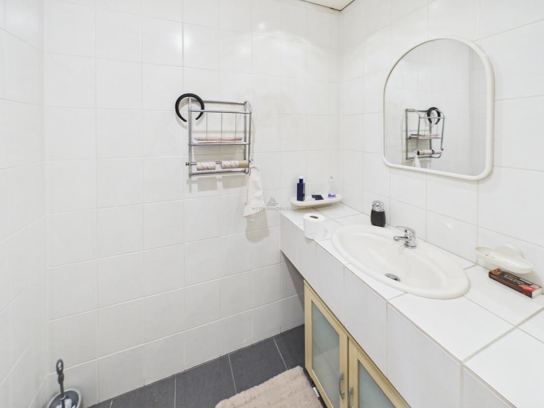 Badezimmer- Weyel Immobilien