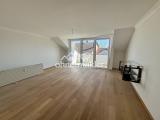 Wohnzimmer / Balkon