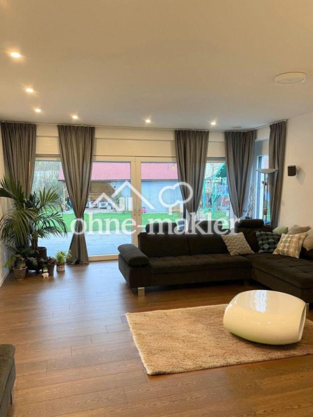Wohnzimmer mit Terrassenzugang