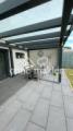 Terrasse mit Milchglas-Dach