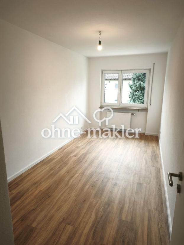 Kinder- oder Arbeitszimmer 