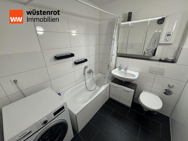 Bad mit Wanne