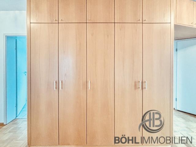 Einbauschrank