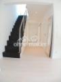 Flur + Treppe zu Schlafbereich