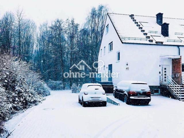 Hausansicht Winterlandschaft