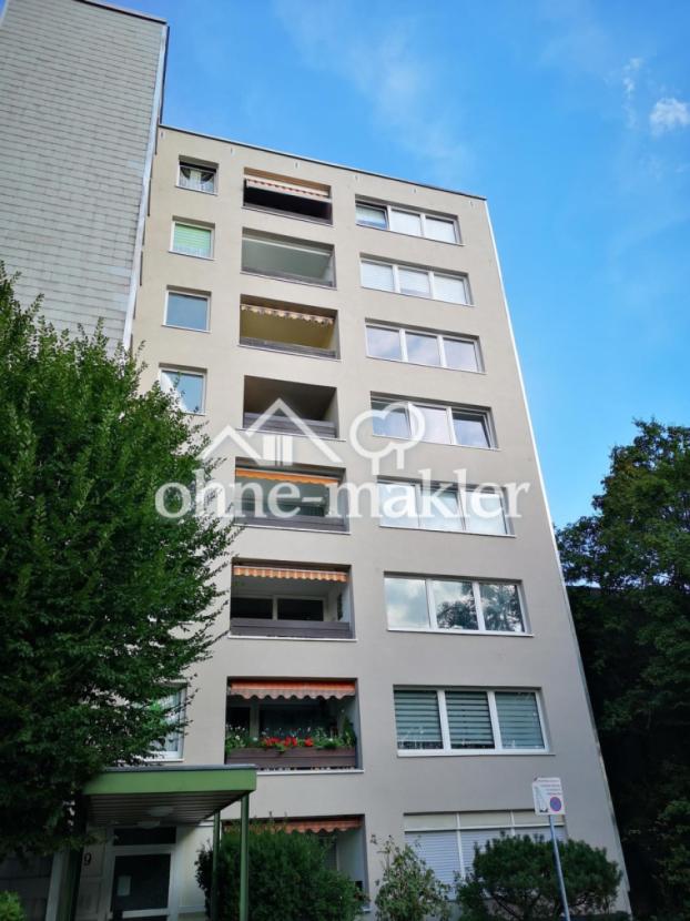 Frisch sanierte Fassade