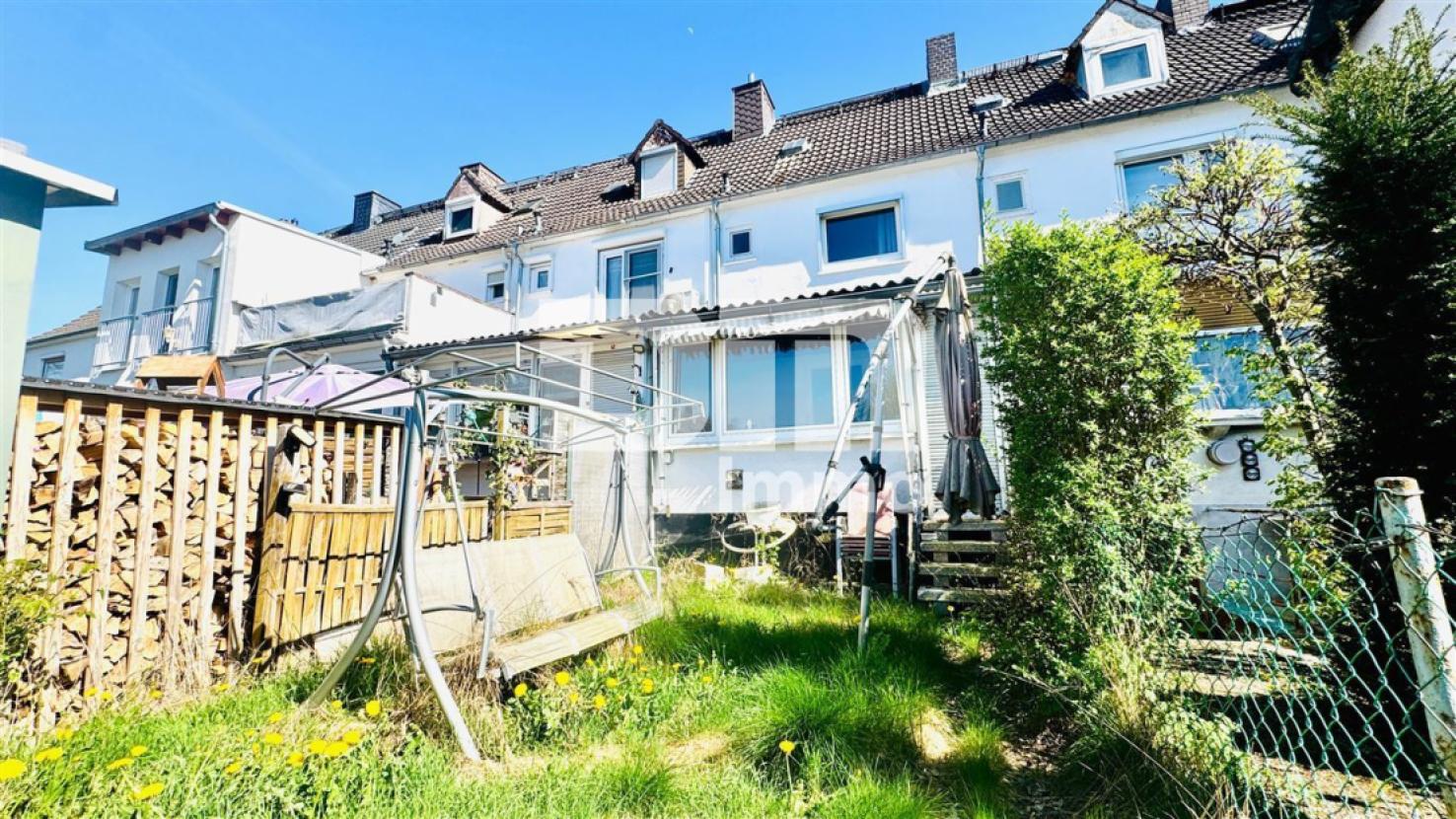 Rückansicht / Gartenbereich