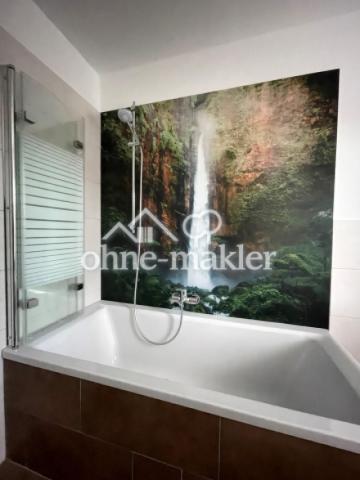 Duschbadewanne (Beispielfoto)