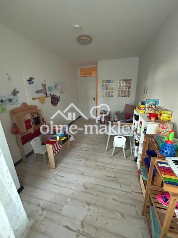 Arbeits-/Kinderzimmer