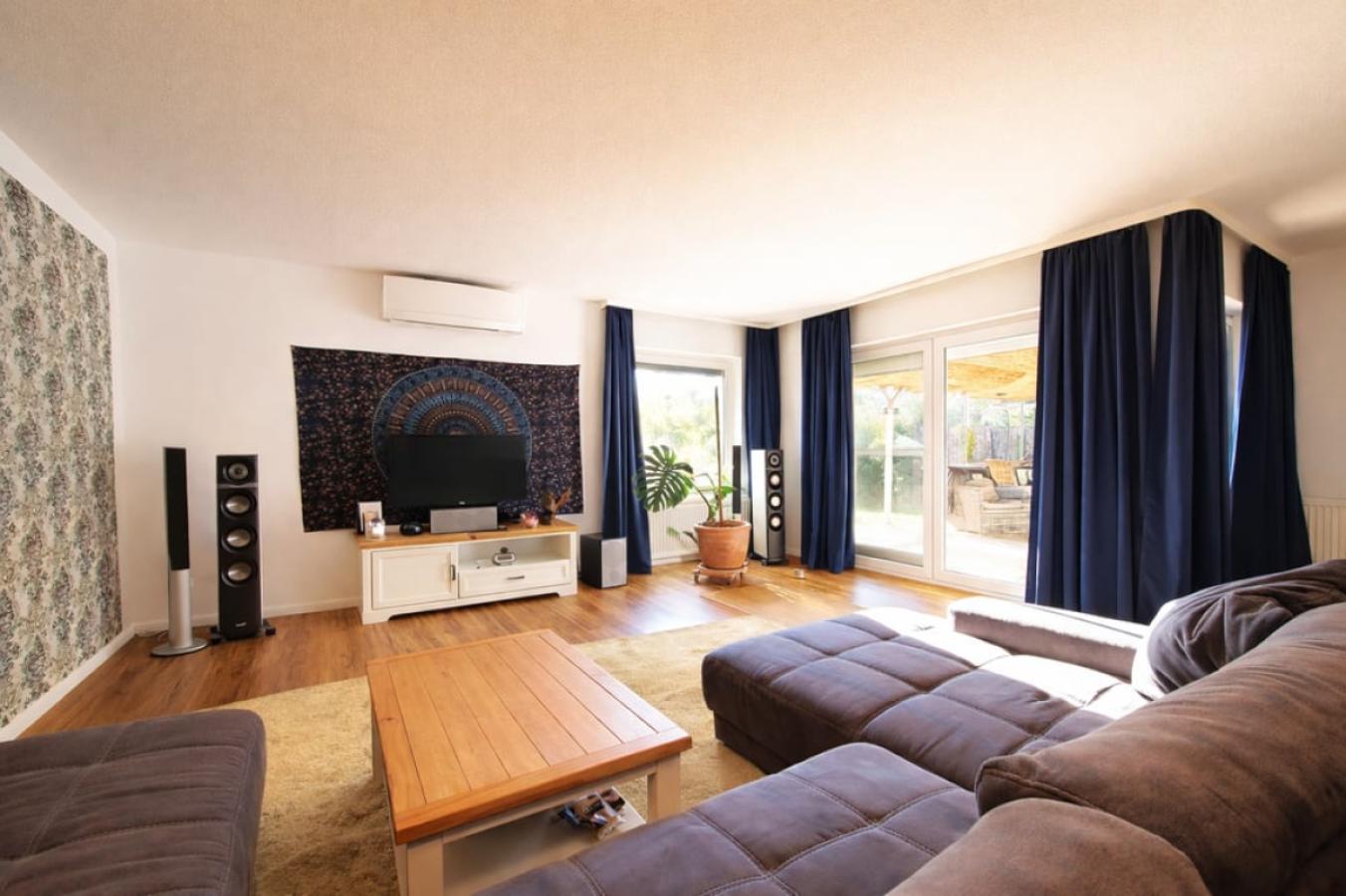 3. Wohnzimmer
