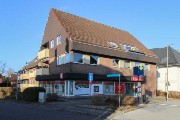 Gebäude Straßenansicht