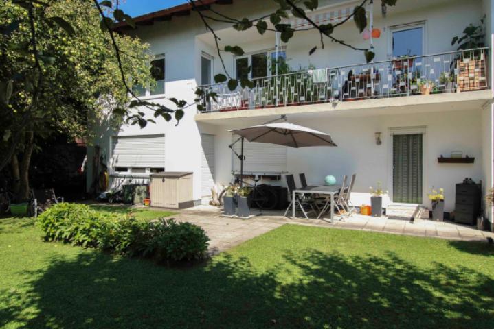 Blick auf Terrasse