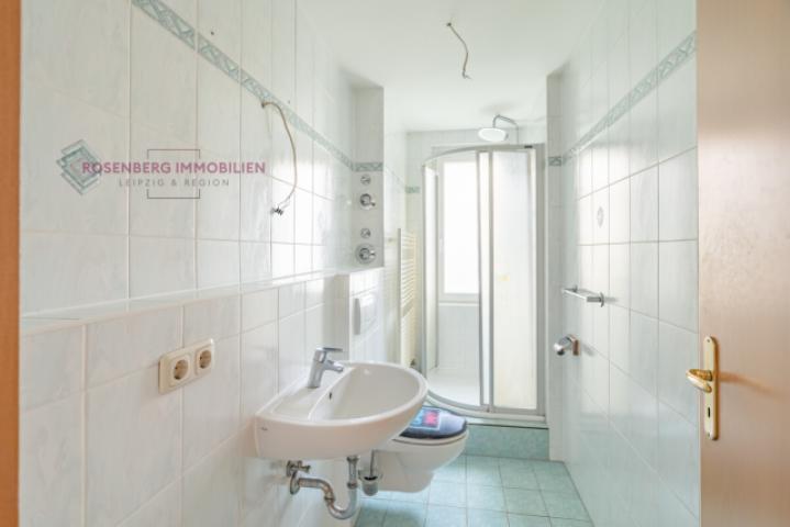 Immobilie in Leipzig/Sellerhausen-Stünz zu vermieten_2-Raum_Badezimmer