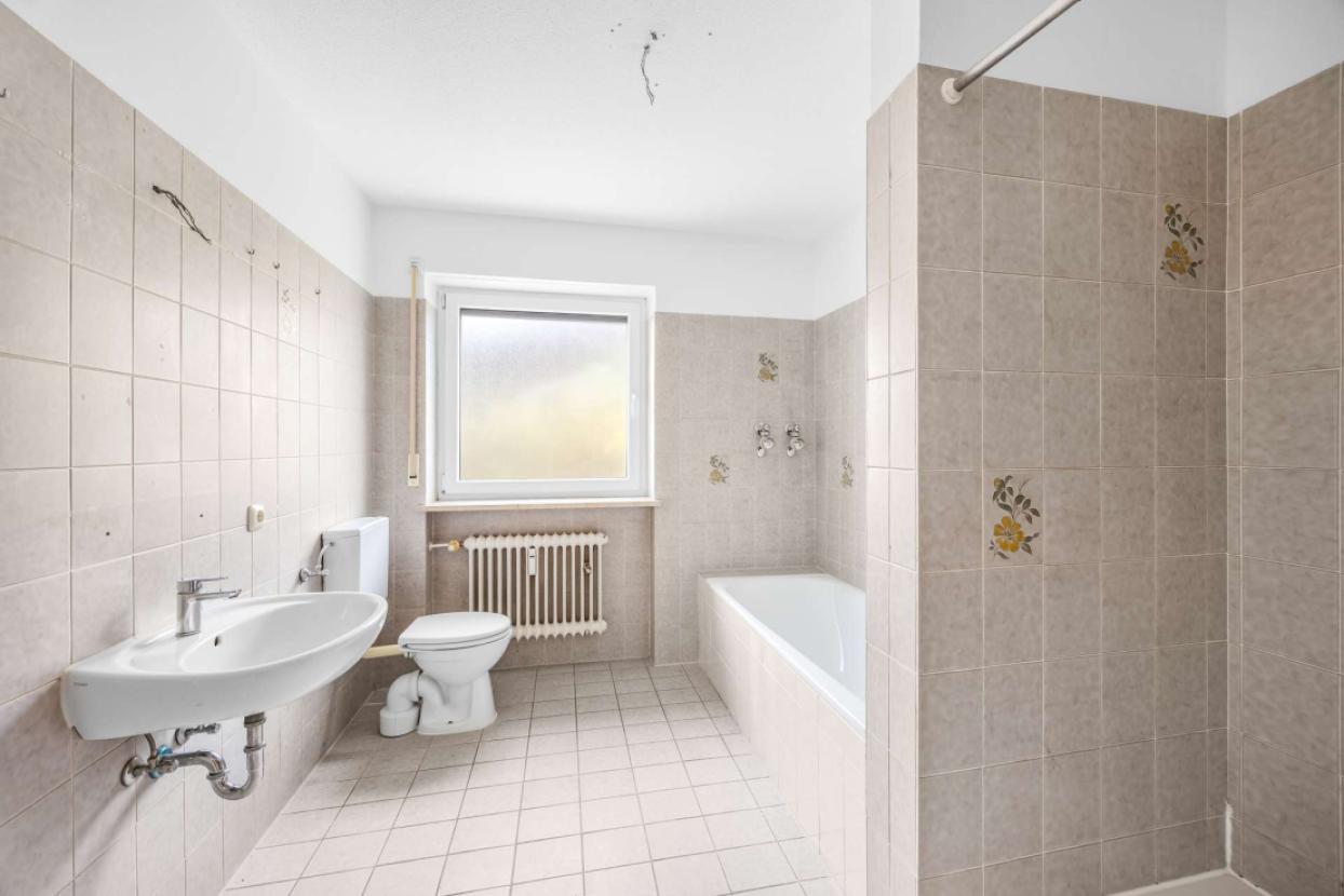 Badezimmer EG