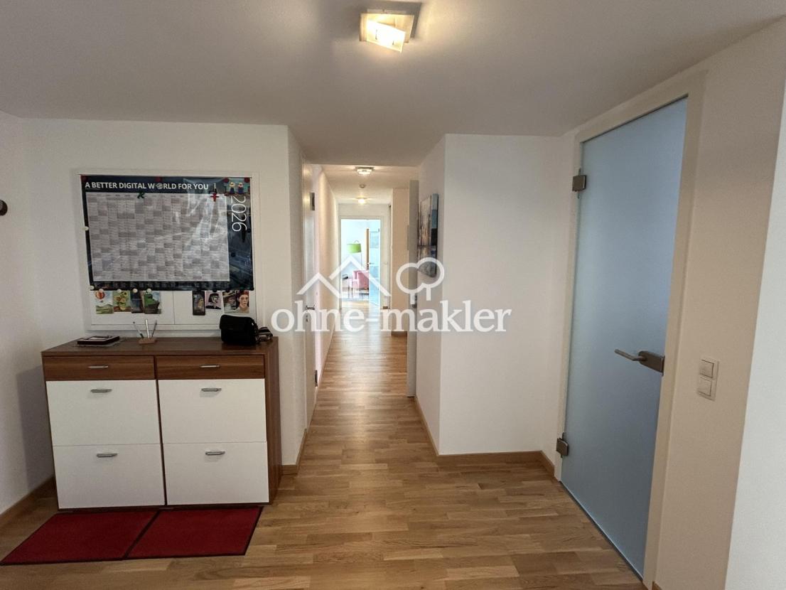 Flur mit Einbauschrank