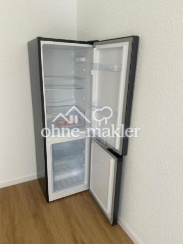 Neue Kühl-/Gefrierkombination