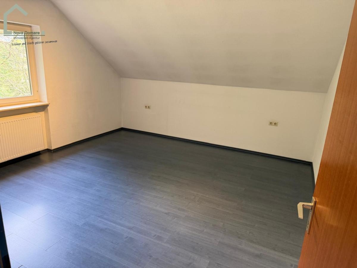Kinderzimmer/Büro