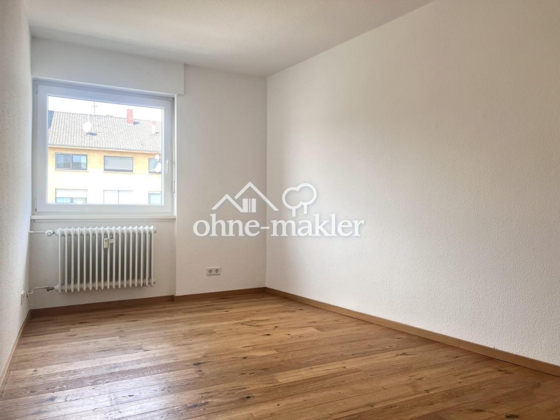 Kinder-/Arbeitszimmer