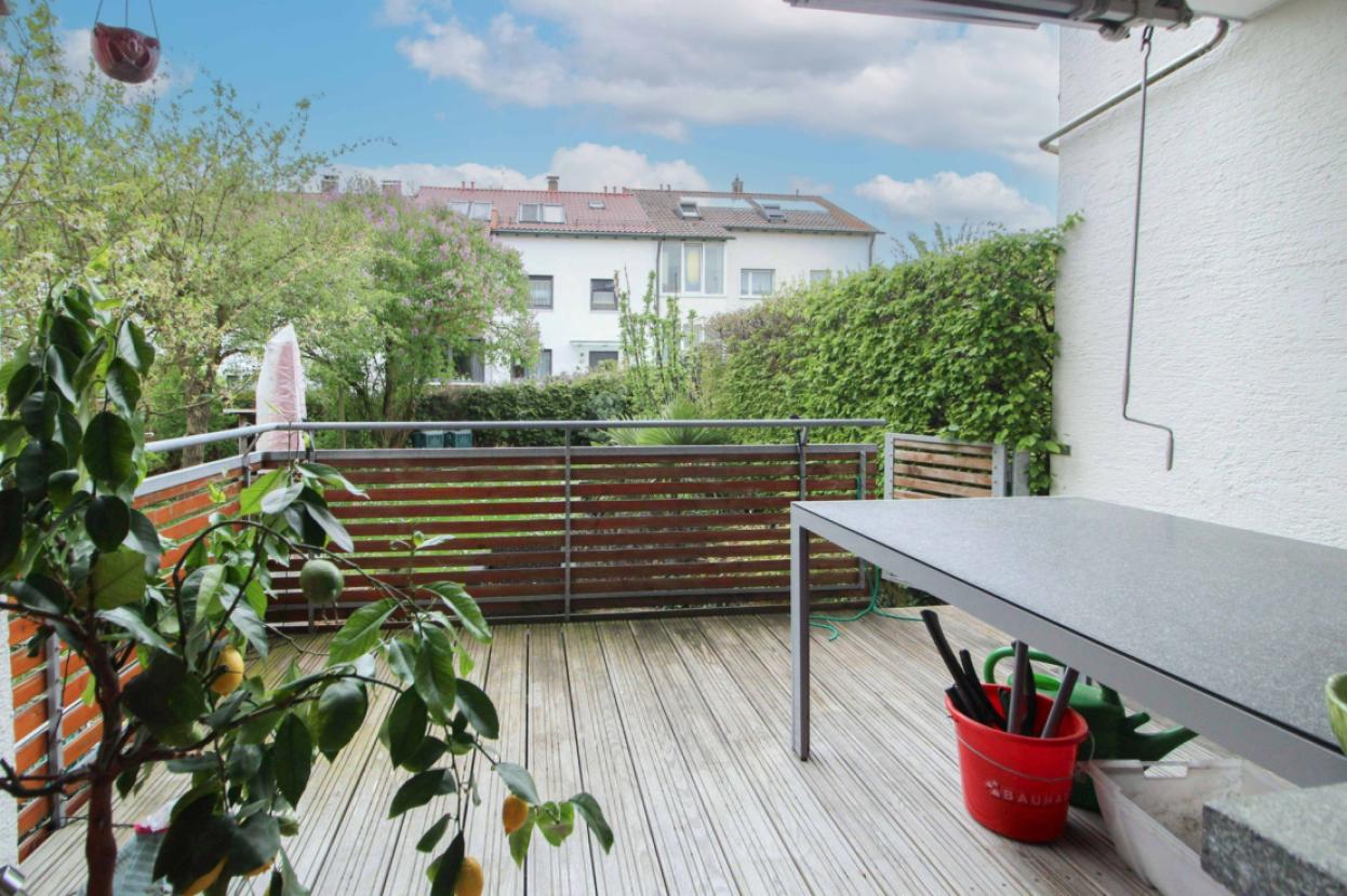 Loggia EG