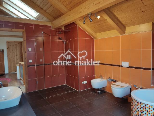 Bad im Obergeschoß