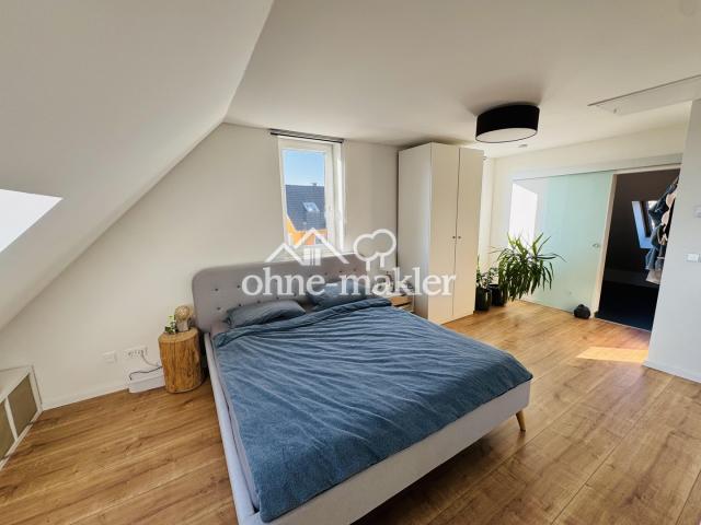 Schlafzimmer DG